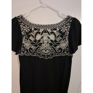 So Pretty! Decoded Womans Black Lace Backed Top Lg